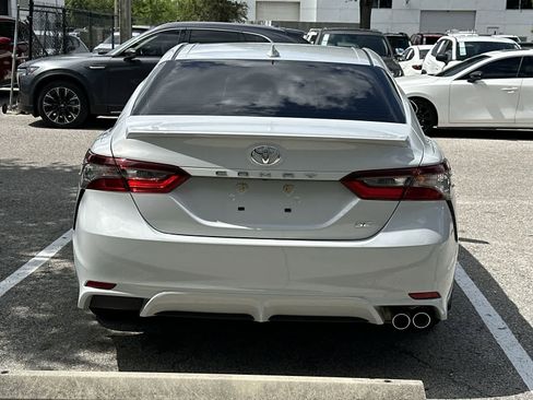 Used 2024 Toyota Camry SE FWD image 7