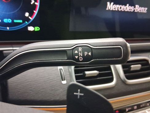 Used 2023 Mercedes-Benz GLS 450 4MATIC image 17