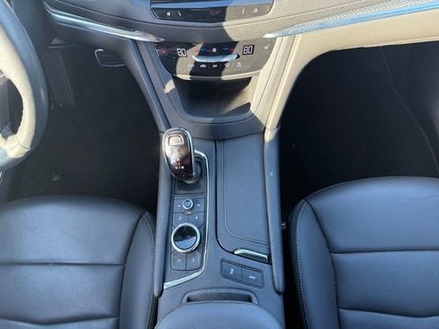 Certified 2024 Cadillac XT5 Sportv w/ Technology Package image 26