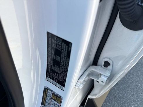 Used 2025 Hyundai Tucson SE image 19