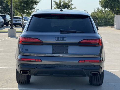 Used 2025 Audi Q7 3.0T Premium Plus image 8