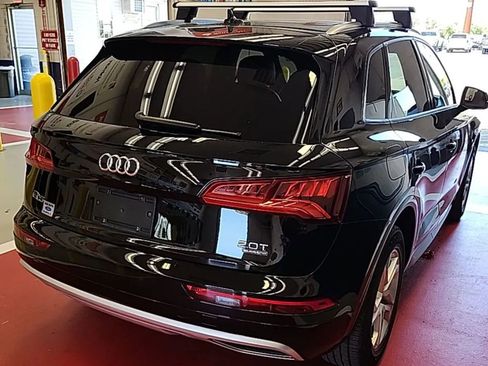 Used 2018 Audi Q5 2.0T Premium w/ Convenience Package AWD/4WD image 4