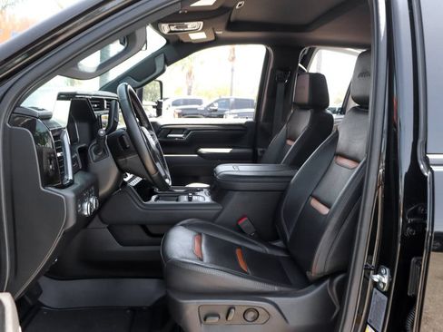 Used 2024 GMC Sierra 2500 AT4 w/ AT4 Preferred Package AWD/4WD image 21