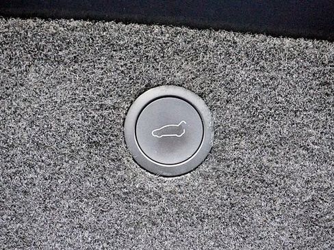 Used 2024 Tesla Model X AWD/4WD image 26