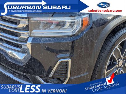 Used 2022 GMC Acadia SLT w/ Technology Package