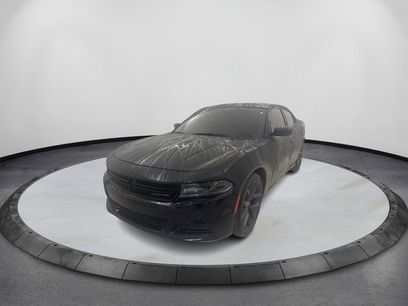 Used 2020 Dodge Charger SXT w/ Blacktop Package