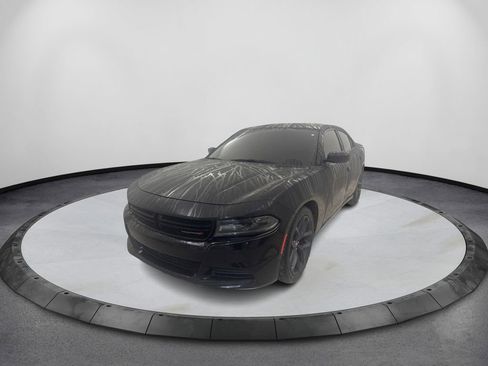 Used 2020 Dodge Charger SXT w/ Blacktop Package RWD image 1