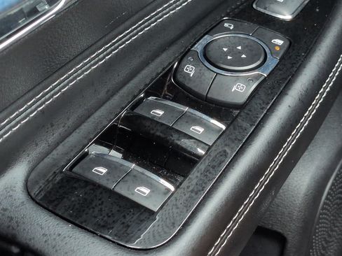 Used 2026 Lincoln Corsair Premiere FWD image 23