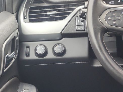 Used 2018 Chevrolet Tahoe LT image 13