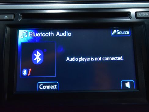 Used 2012 Toyota Camry LE image 22