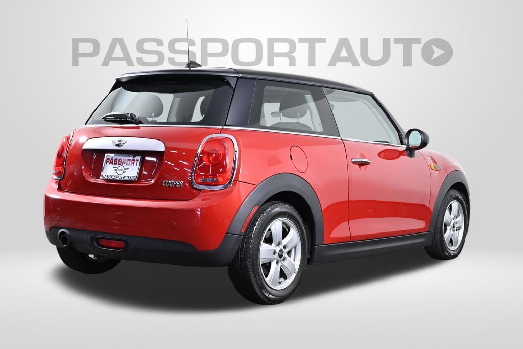 Used 2015 MINI Cooper 2-Door Hardtop FWD image 7