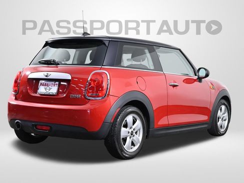 Used 2015 MINI Cooper 2-Door Hardtop FWD image 7