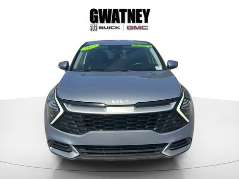 Used 2025 Kia Sportage EX FWD image 2