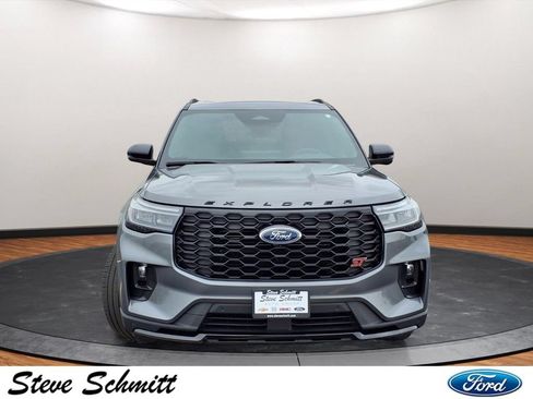 Used 2025 Ford Explorer ST AWD/4WD image 33
