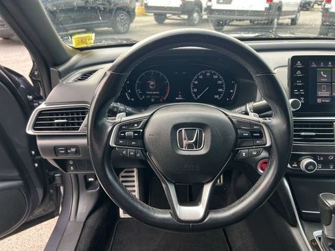 Used 2018 Honda Accord Sport image 28