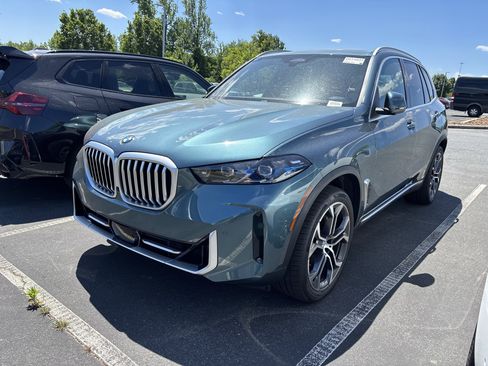 Used 2026 BMW X5 sDrive40i image 13