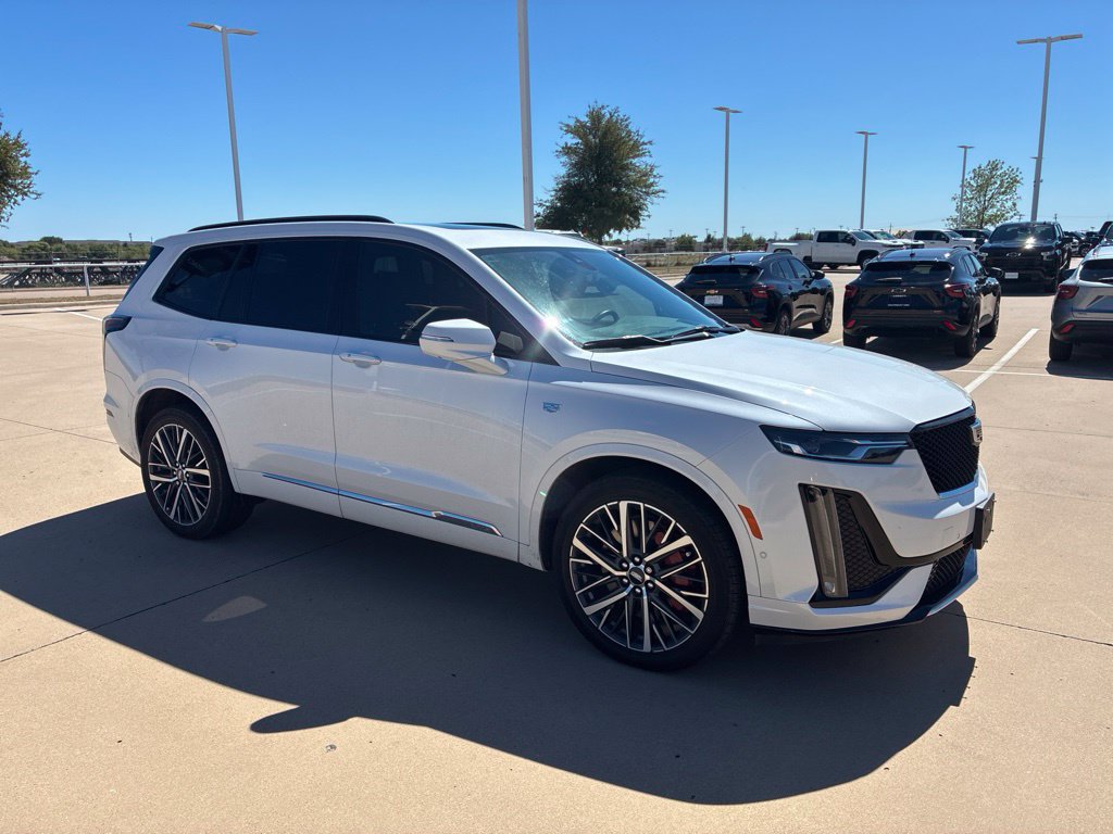 Used 2025 Cadillac XT6 Sport w/ Technology Package AWD/4WD image 5