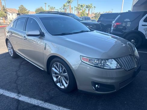 Used 2010 Lincoln MKS AWD image 3