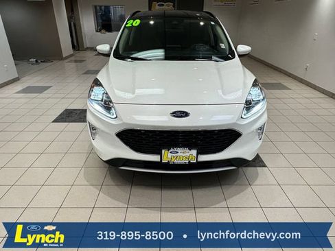 Used 2020 Ford Escape Titanium w/ Titanium Premium Package 2.0 AWD/4WD image 29