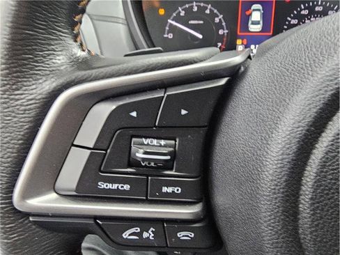 Used 2019 Subaru Crosstrek 2.0i Premium image 23