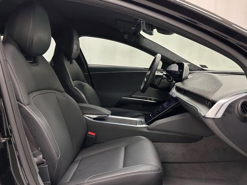 Used 2023 Lucid Air Pure image 17