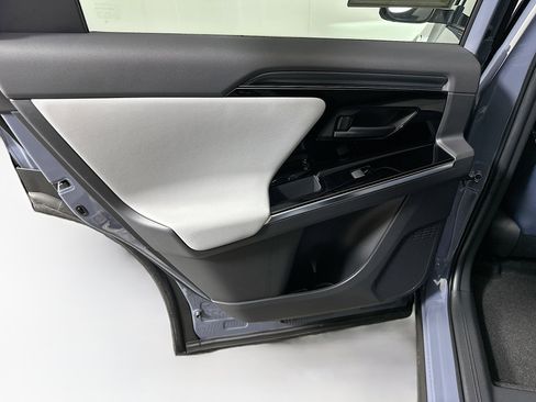 Used 2023 Subaru Solterra AWD image 26