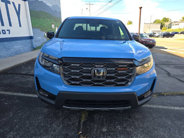 Used 2024 Honda Ridgeline TrailSport image 2