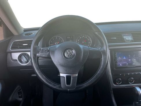 Used 2015 Volkswagen Passat 1.8T Limited Edition FWD image 18