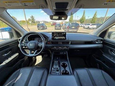 Used 2025 Honda Pilot EX-L image 10