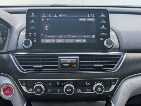 Used 2020 Honda Accord EX image 18