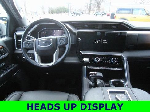Used 2022 GMC Sierra 1500 Denali w/ Technology Package image 4