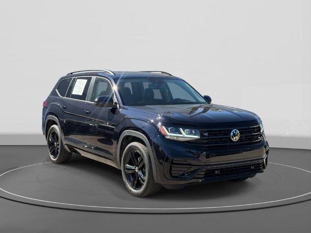 Certified 2023 Volkswagen Atlas SEL R-Line AWD/4WD image 1