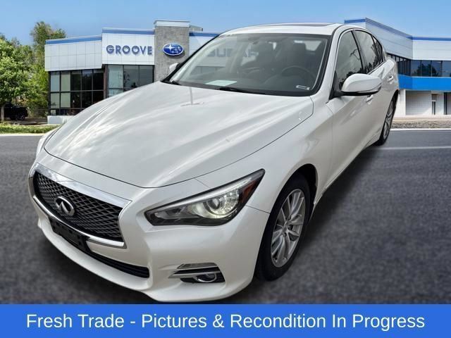 Used 2017 INFINITI Q50 Premium w/ 2.0T Premium Plus Package AWD/4WD image 1