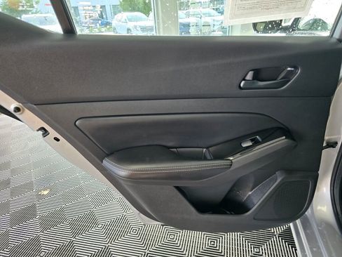 Used 2023 Nissan Altima 2.5 SV image 37