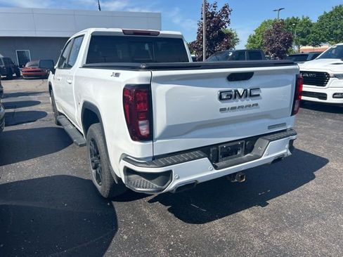 Used 2024 GMC Sierra 1500 Elevation w/ Elevation Premium Package AWD/4WD image 2