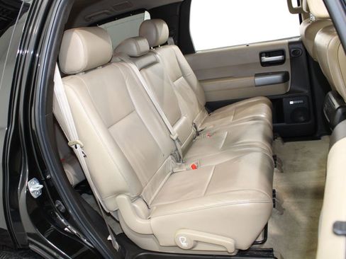 Used 2011 Toyota Sequoia Limited image 26