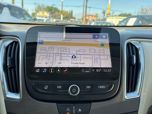 Used 2024 Chevrolet Malibu LT image 20