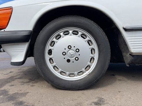 Used 1989 Mercedes-Benz 560 SL image 13