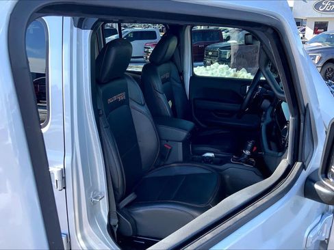 Used 2022 Jeep Wrangler Unlimited Rubicon image 9