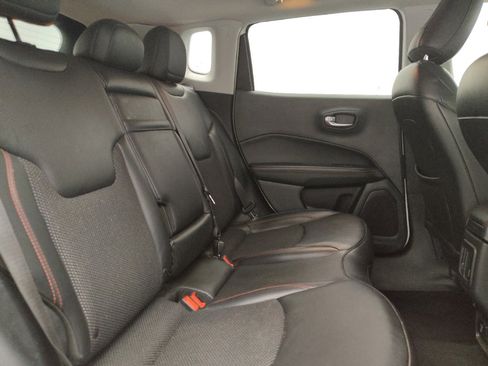 Used 2019 Jeep Compass Trailhawk AWD/4WD image 19