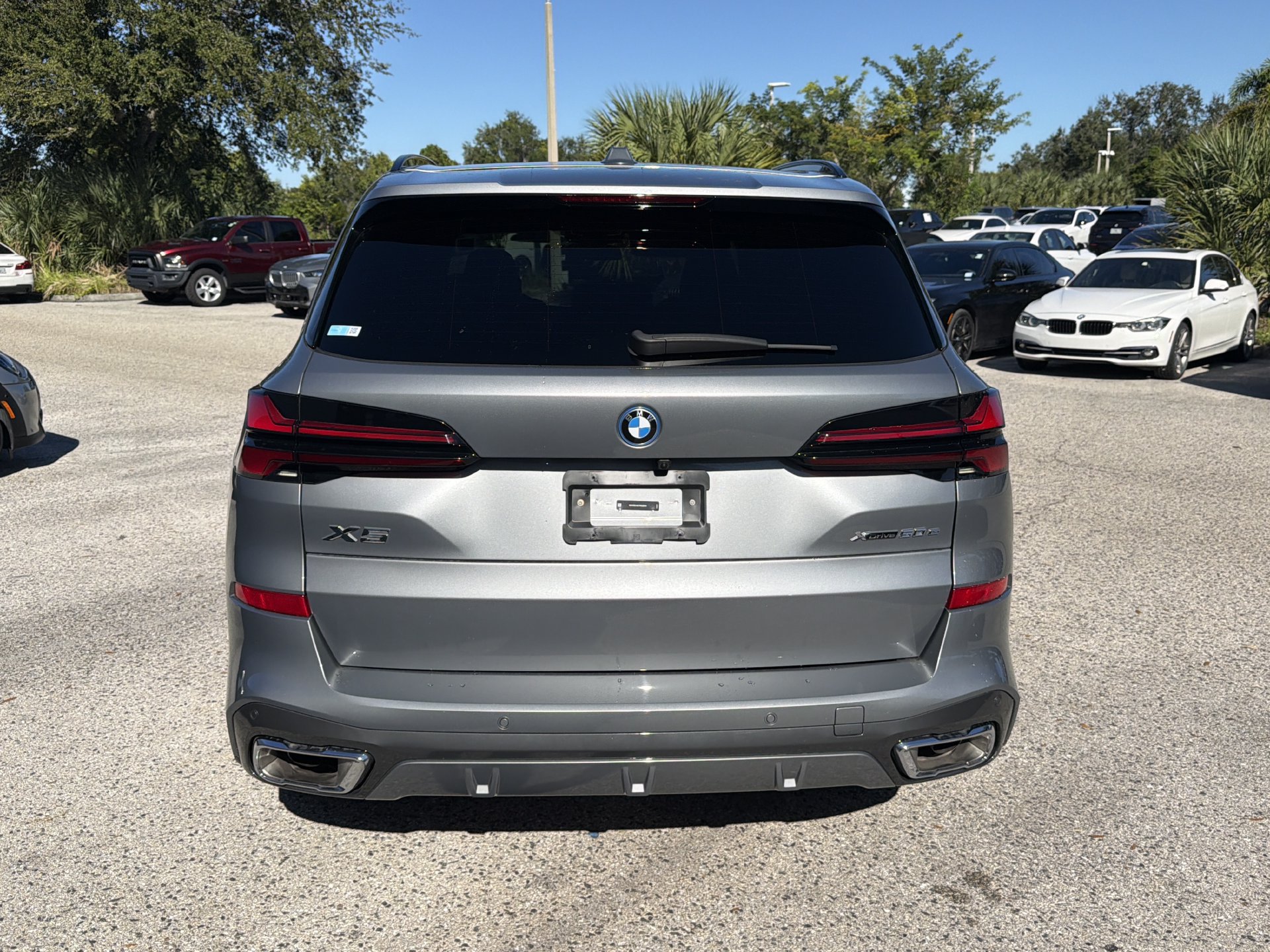 Used 2026 BMW X5 xDrive50e w/ M Sport Package AWD/4WD image 5