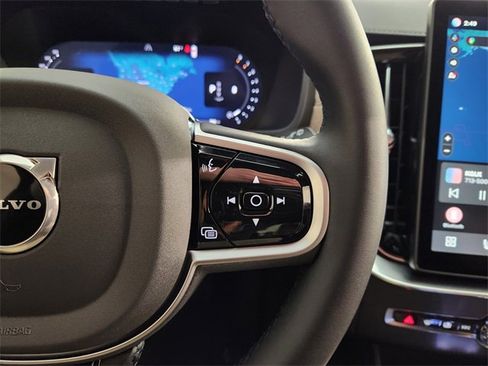 New 2026 Volvo XC90 B6 Plus w/ Protection Package Premier image 29