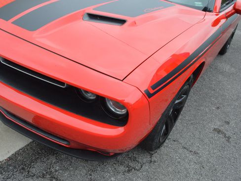 Used 2021 Dodge Challenger SXT RWD image 3
