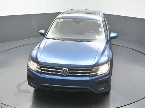 Used 2020 Volkswagen Tiguan SEL FWD image 45