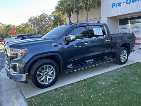 Used 2019 GMC Sierra 1500 SLT w/ SLT Premium Package image 4