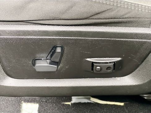 Used 2023 RAM 3500 Big Horn w/ Level 1 Equipment Group image 15