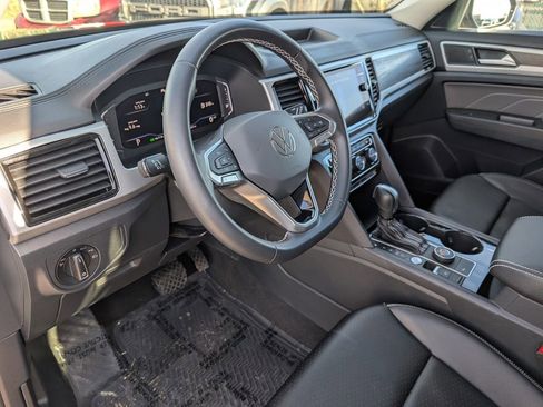 Used 2022 Volkswagen Atlas SE image 8