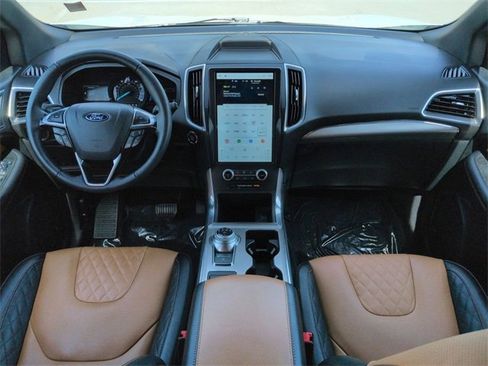 Certified 2024 Ford Edge Titanium w/ Titanium Elite Package image 15