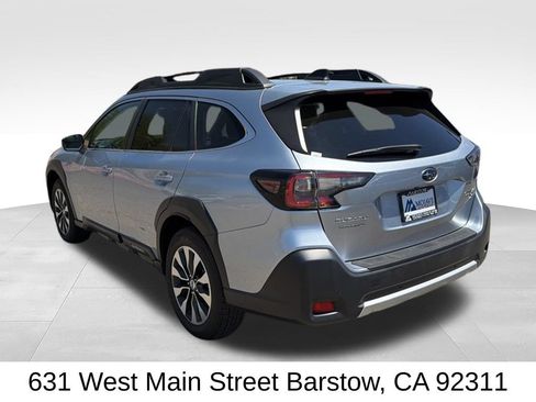 Used 2024 Subaru Outback Limited XT AWD/4WD image 8