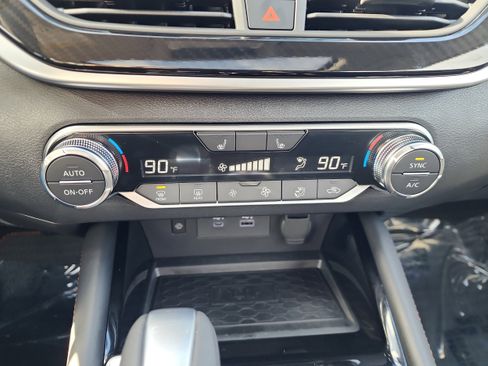 New 2025 Nissan Altima 2.5 SR image 15